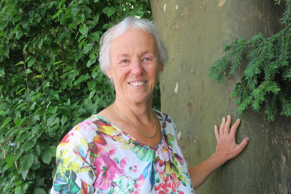 Ausgehend von einer naturbezogenen Spiritualität mit Mutter Erde als Ernährerin im Zentrum, ist für Ursula Popp, 71, der Einsatz für Umwelt und Gerechtigkeit wichtig.