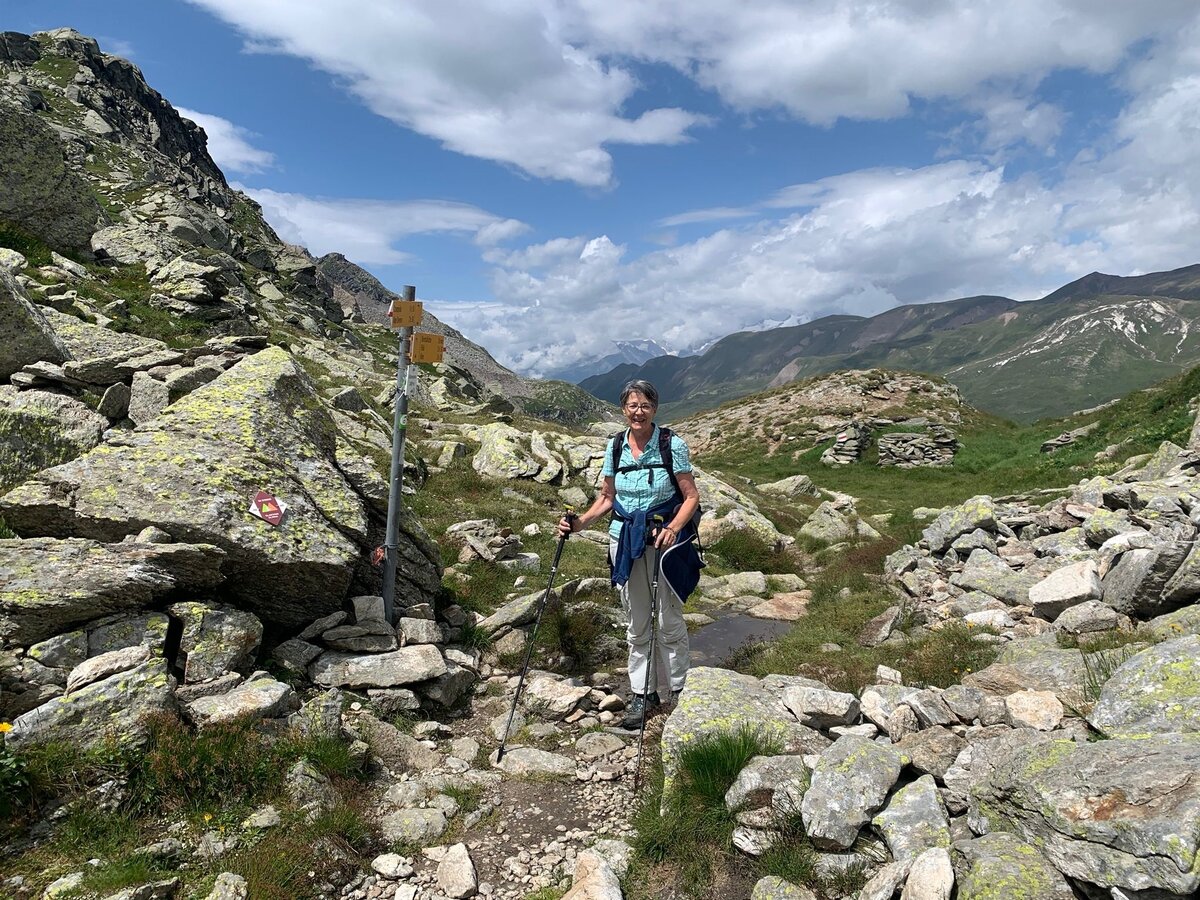 Im Landschaftspark Binntal, ihrer alten Heimat, bietet Regula Blaser-Imhasly grenzüberschreitende Pilgerwanderungen an.